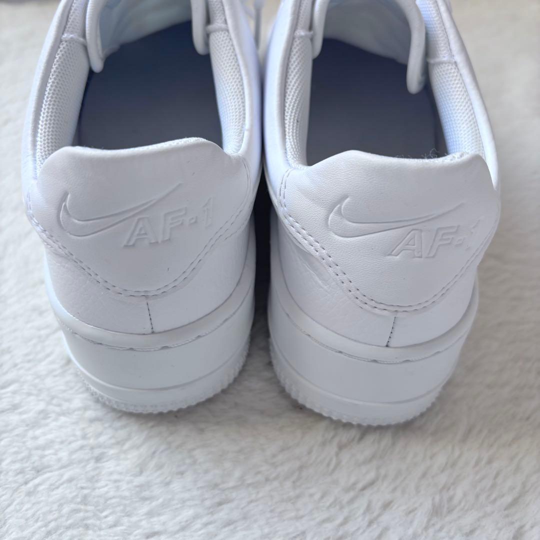 極美品⭐︎ナイキ エアフォース1 セージ ロー \"トリプル ホワイト\" 23センチ
