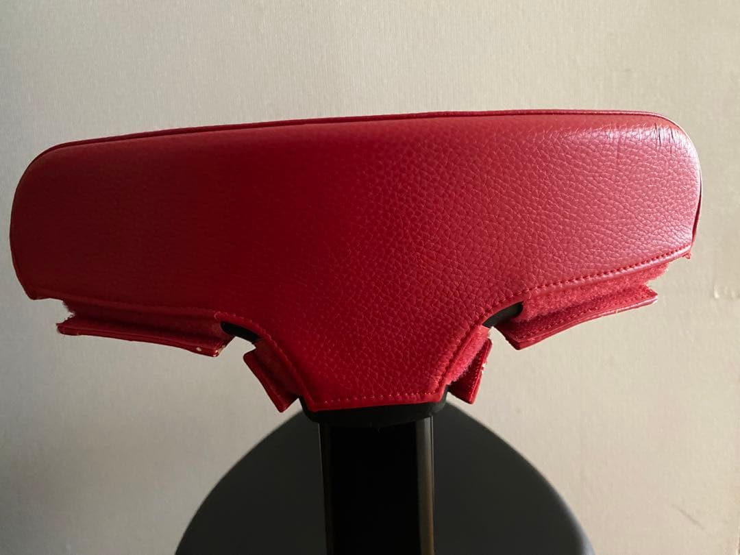 アーユルチェア【ayur chair】オクトパス（赤）／難あり品