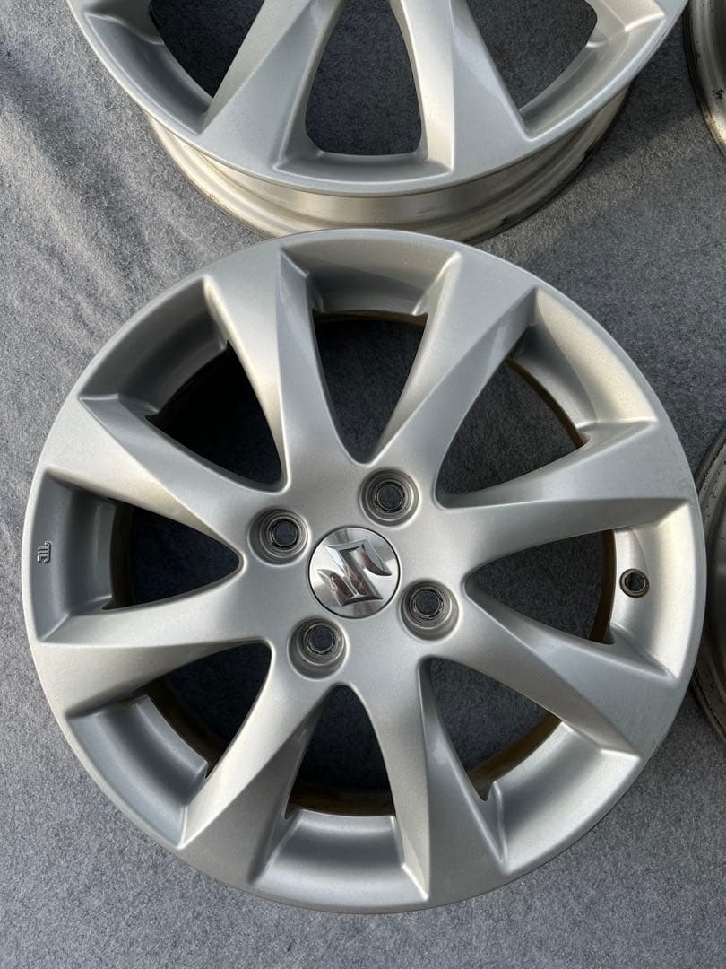 値下げしました❗️ 送料込みです❗️ガリ傷無し！スズキ純正ホイール15インチ