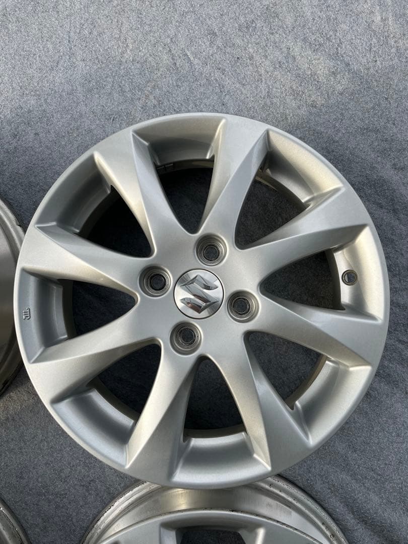 値下げしました❗️ 送料込みです❗️ガリ傷無し！スズキ純正ホイール15インチ