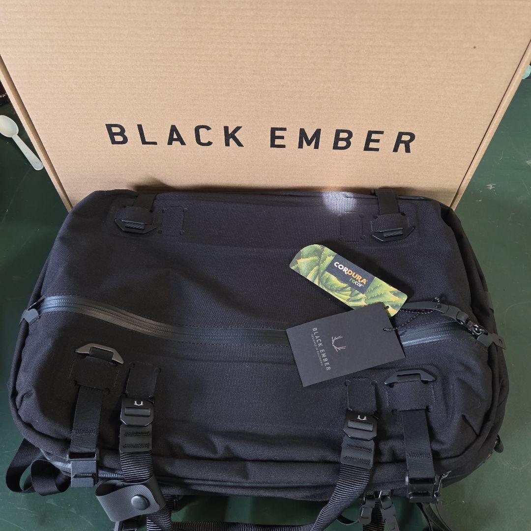 BLACK EMBER FORGE 30　オプションストラップ付き