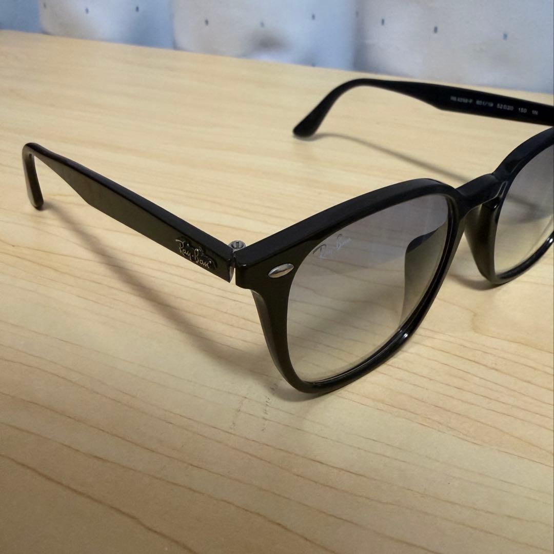 Ray-Ban RB4258F-60119 サングラス　ケース付き