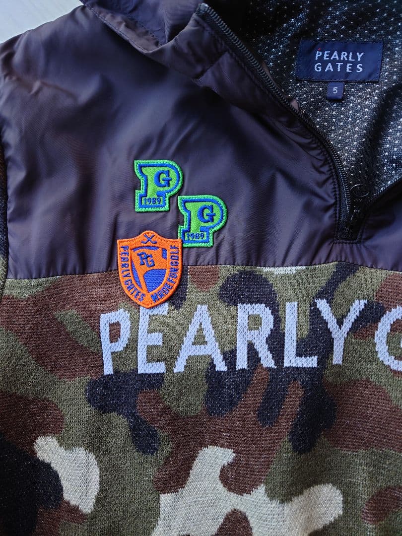 PEARLY GATES 迷彩柄 保温アウター 【美品】