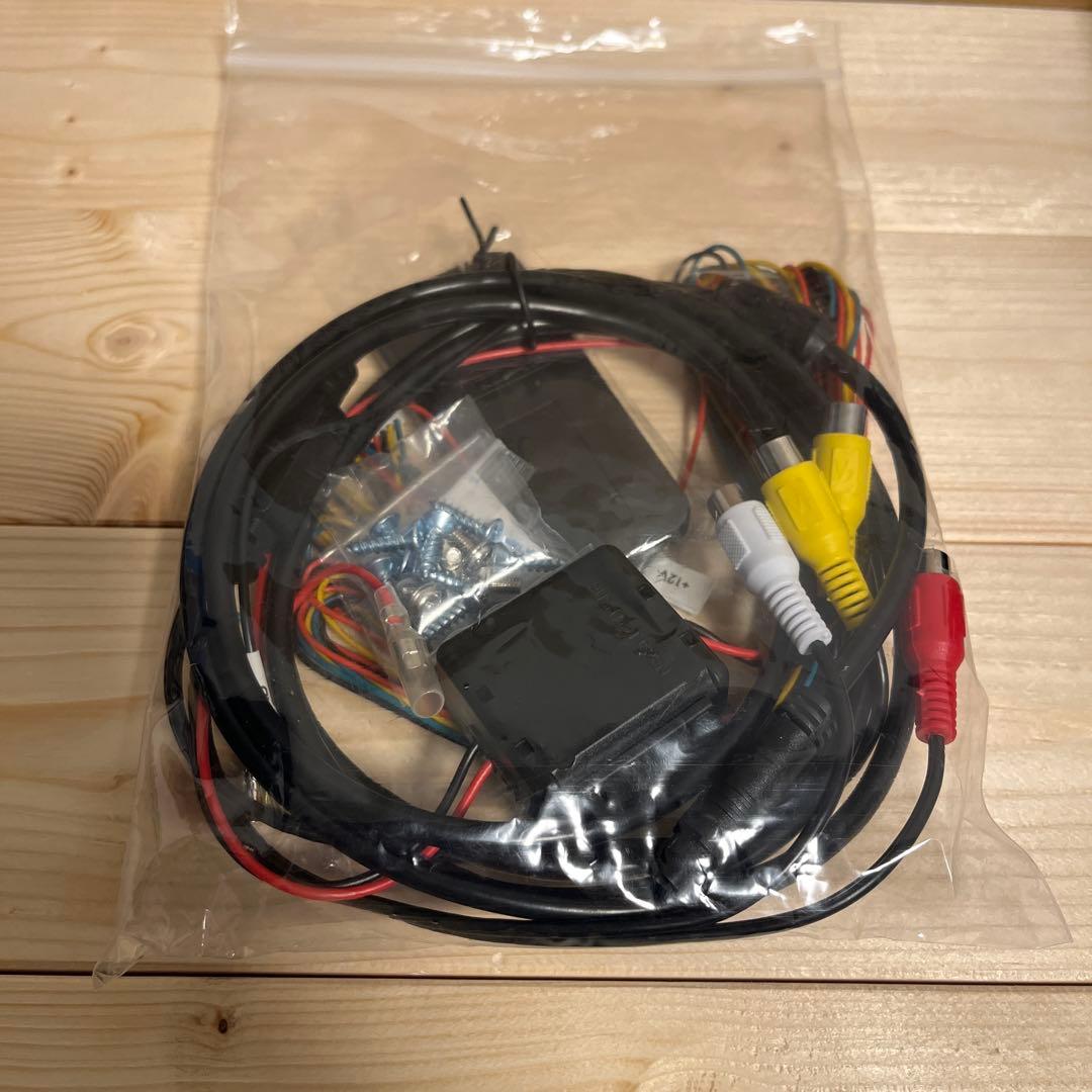 【新品未使用フリップダウンモニター】EONON(L0122) 10.1インチ