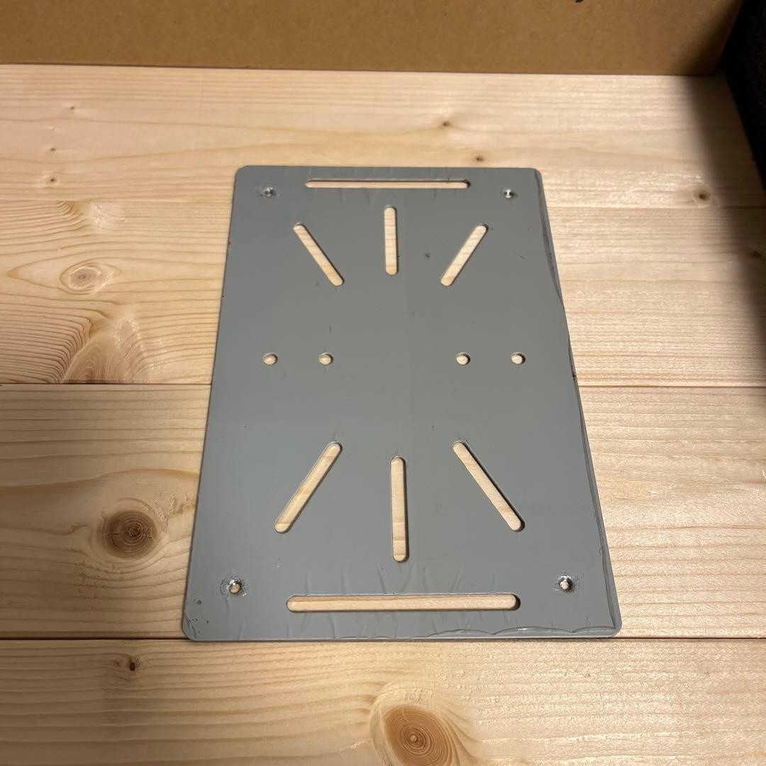 【新品未使用フリップダウンモニター】EONON(L0122) 10.1インチ