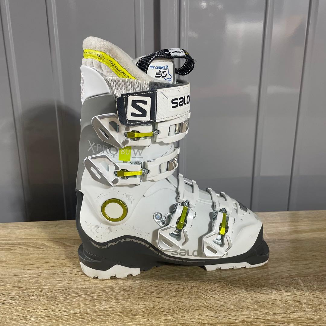【送料無料‼︎】　SALOMON （サロモン）23/23.5cm スキーブーツ‼︎