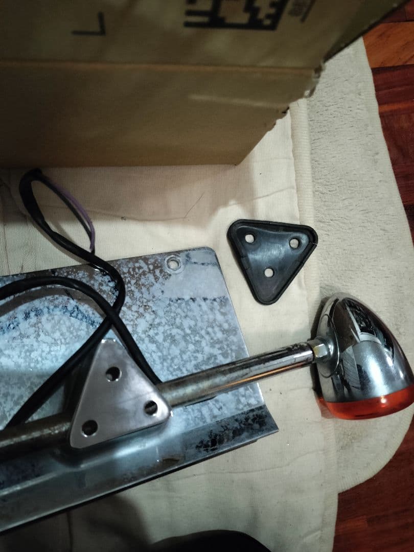 スポーツスター　レイバックナンバーステー テールランプ、ウインカーセット