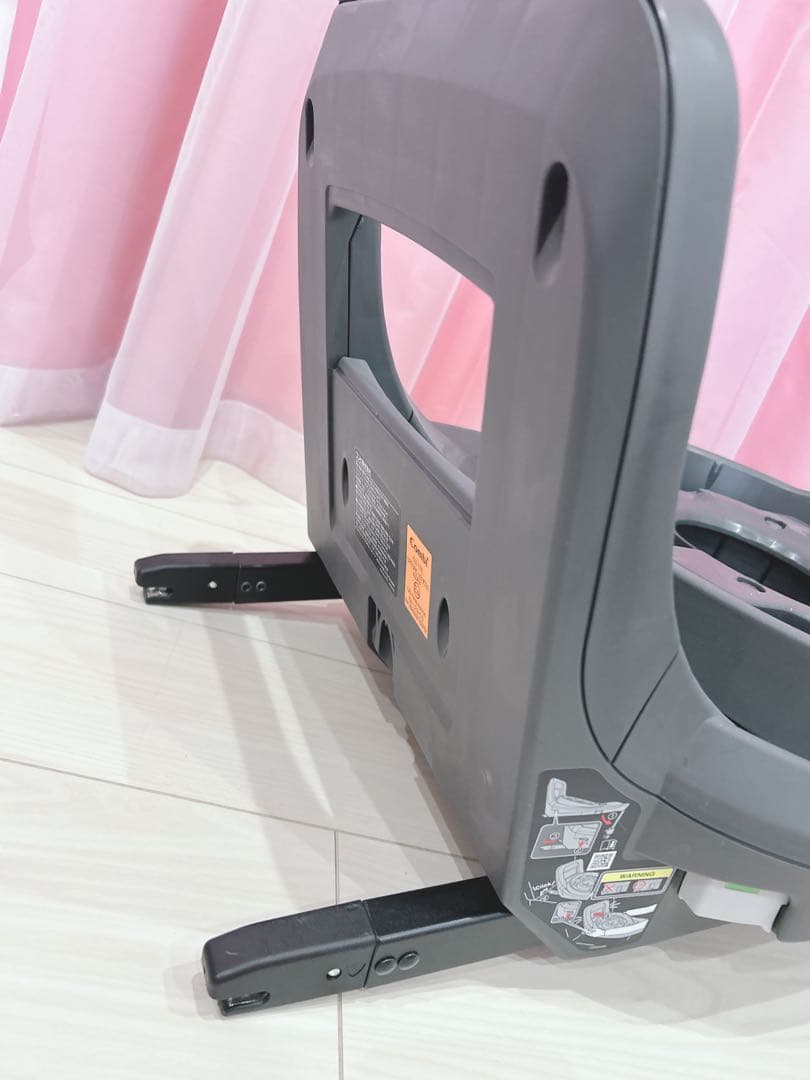 極美品 コンビ THE S Air ISOFIX エッグショック ZB-690