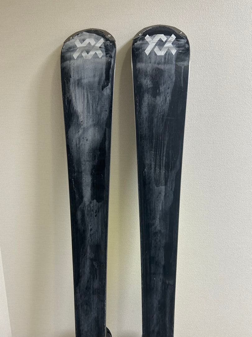 フォルクル　レースタイガー SC スキー板