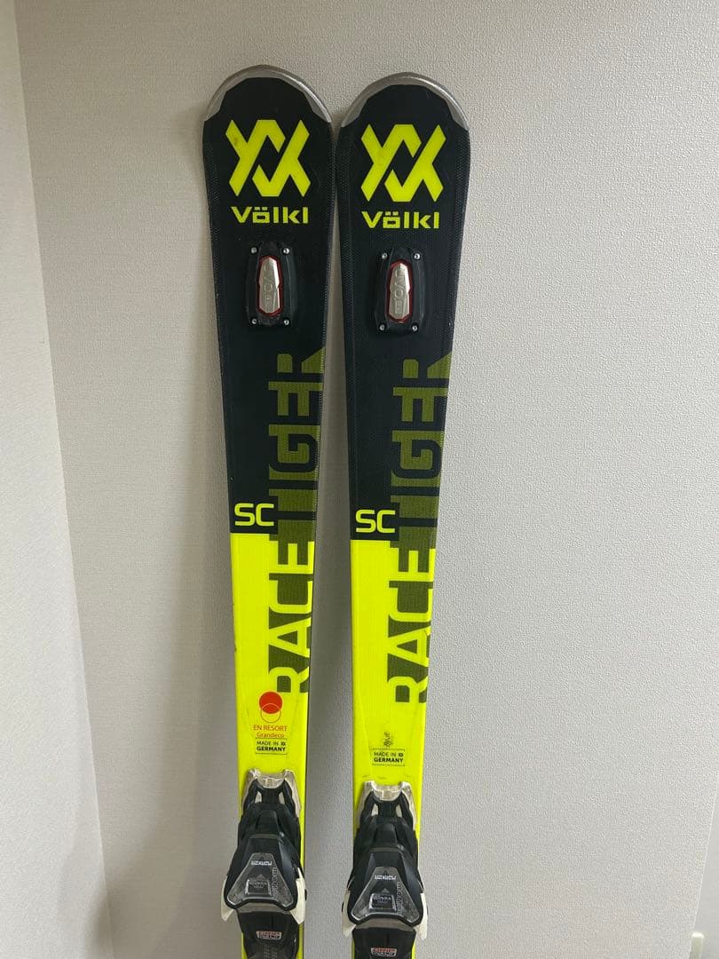 フォルクル　レースタイガー SC スキー板