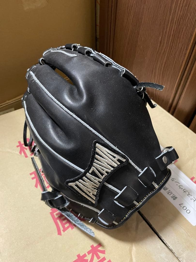 玉澤ノーホール型ピッチャー用グローブ