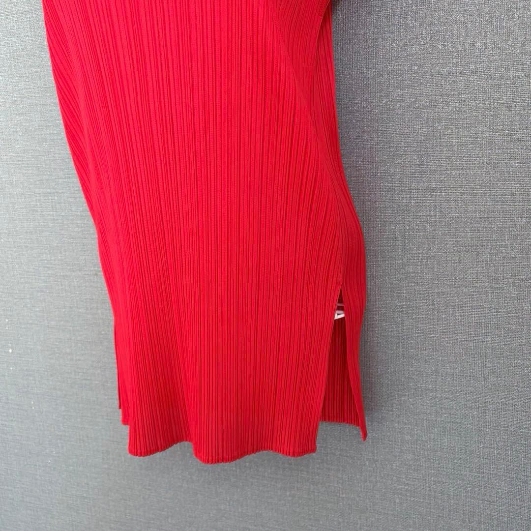 未使用級✨プリーツプリーズ 華やかハイネック 半袖チュニック スリット 朱色 ３