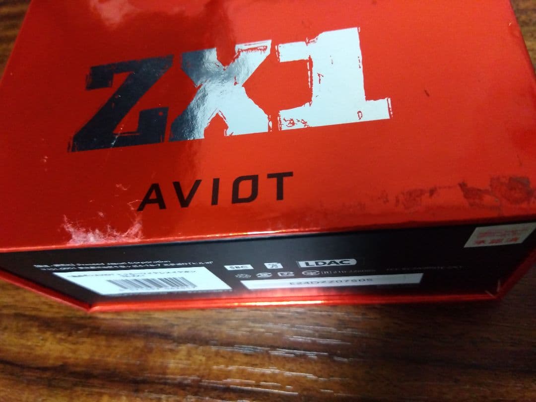 AVIOT TE-ZX1　カウボーイビバップ　コラボ　ワイヤレスイヤホン