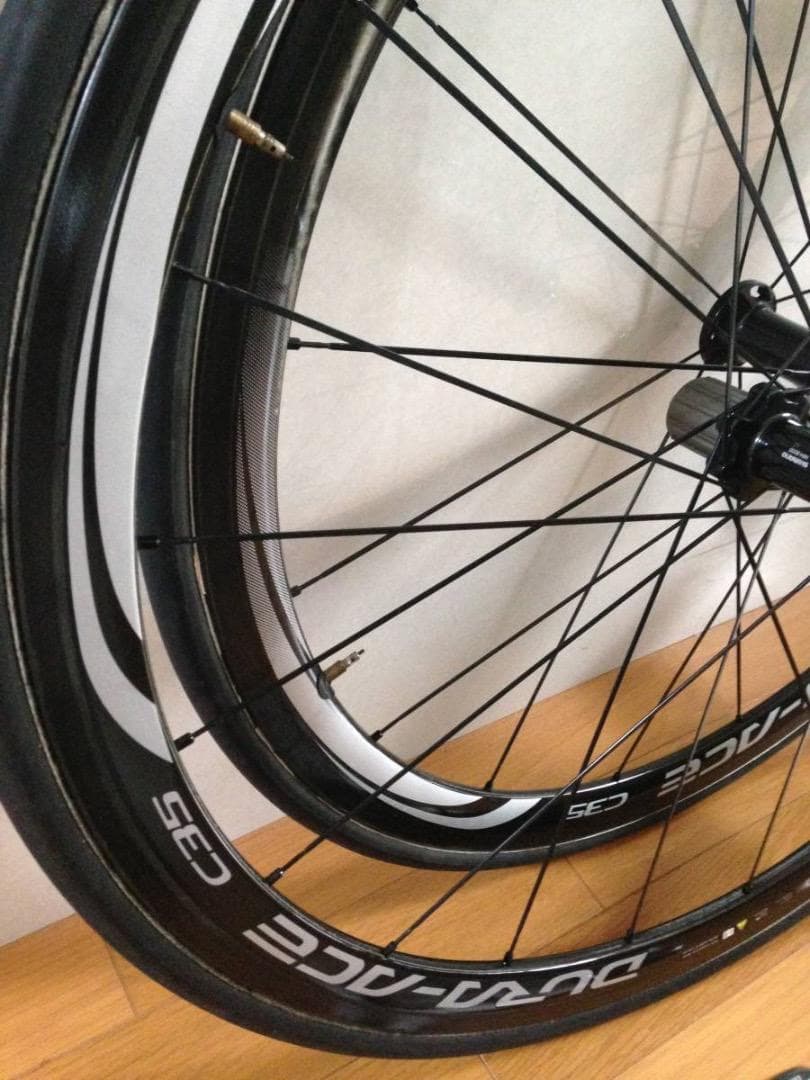 シマノカーボンホイール WH-9000C35TU前後タイヤ付11速