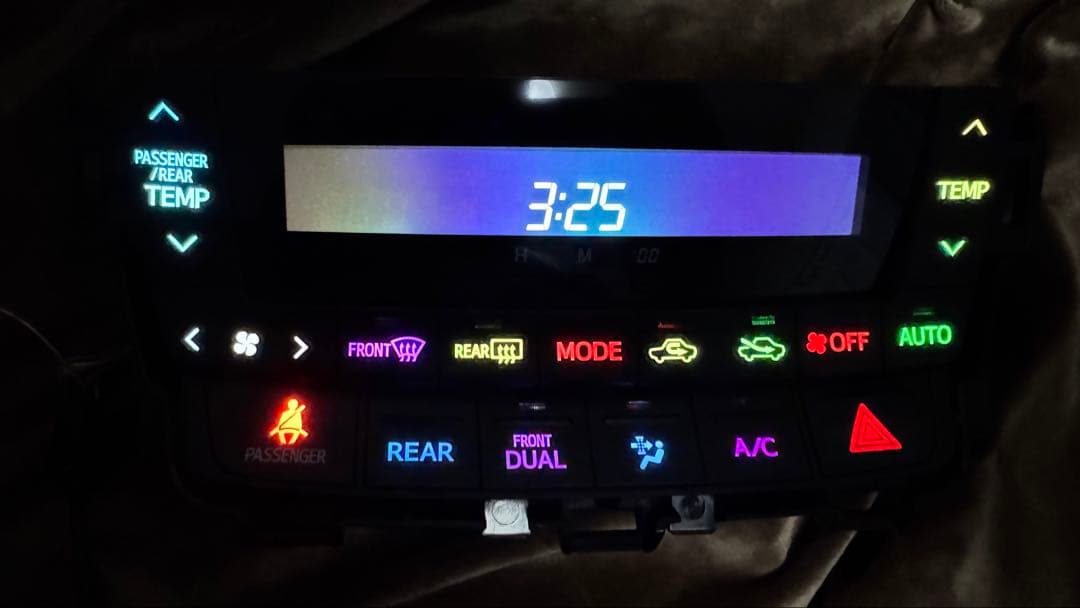 20系前期ヴェルファイア アルファード　グラデーション エアコンスイッチパネル