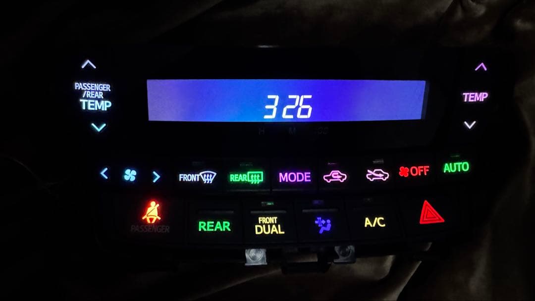 20系前期ヴェルファイア アルファード　グラデーション エアコンスイッチパネル