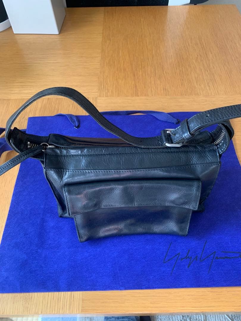 ヨウジヤマモトNOIR 黒革ショルダーバッグ