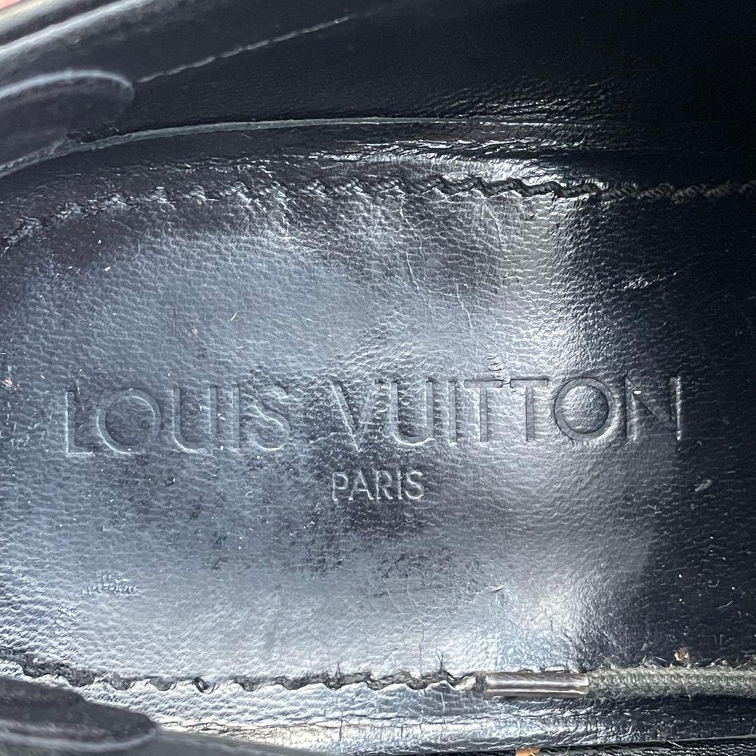 自分へのご褒美に！ LOUIS VUITTON ルイヴィトン　イニシャルロゴ