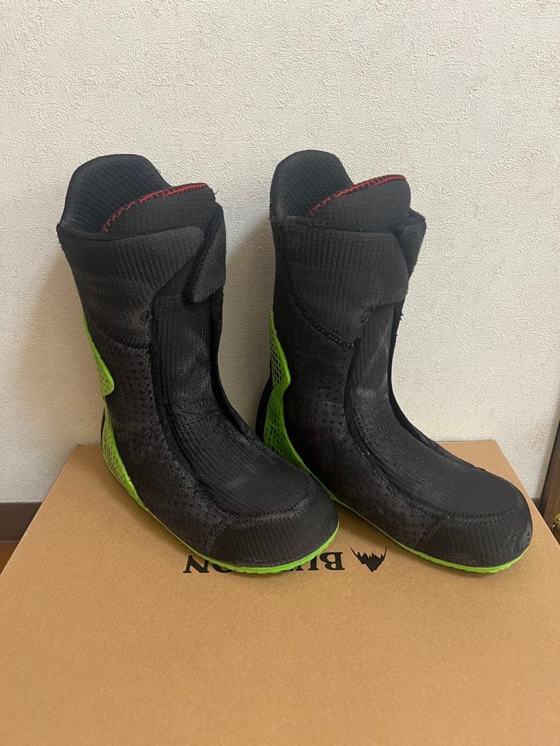 BURTON ION BOA バートンアイオンボアブラック/レッド スノボブーツ