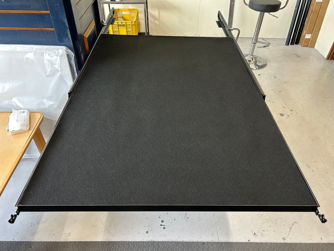 shinのページ ハイエーススライドフロア黒レール黒フェルト引手ポール