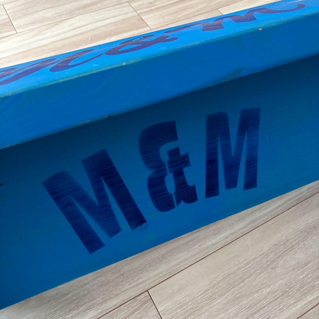 m&m custom performance furniture ベンチ