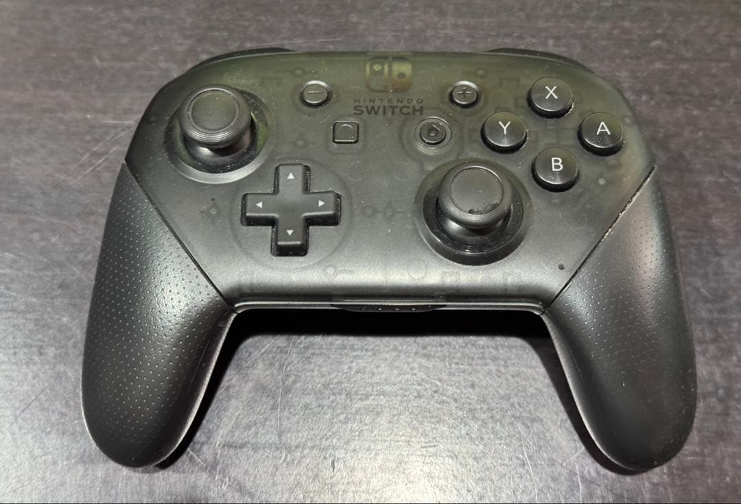 ニンテンドースイッチ　保護フィルム付　プロコン．メモリーカード付