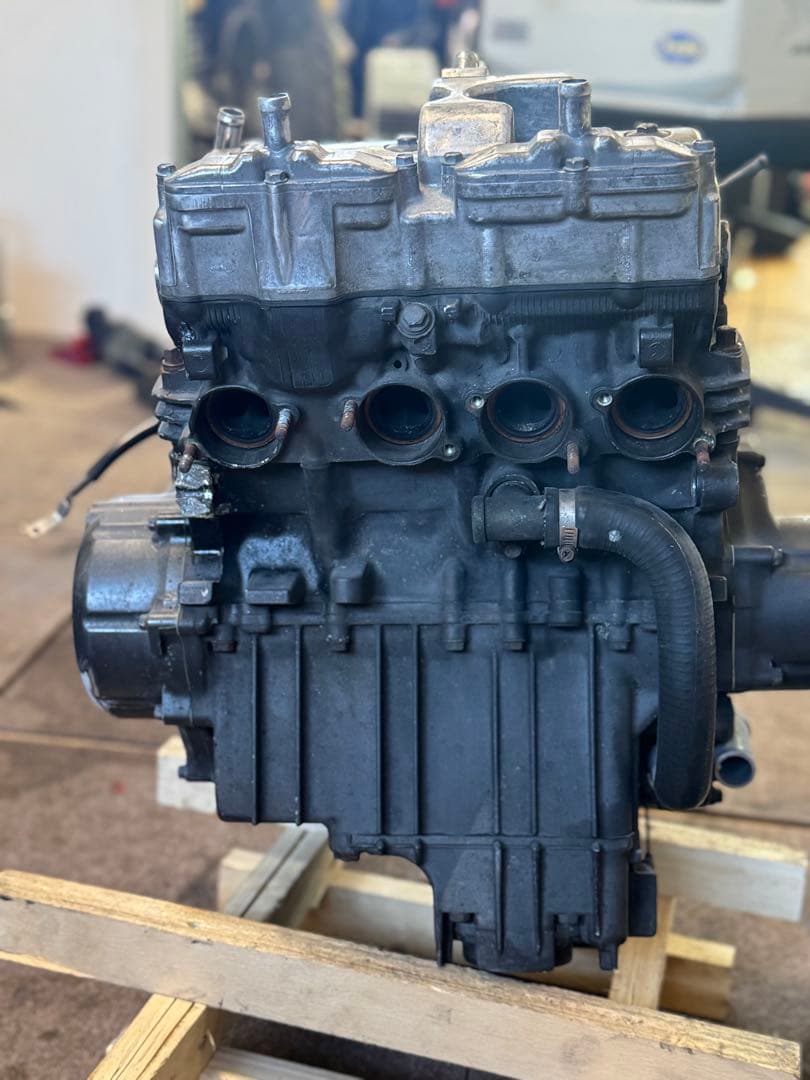 大人気 ホーネッ250 MC31-150xx2007年エンジンMC14E-200