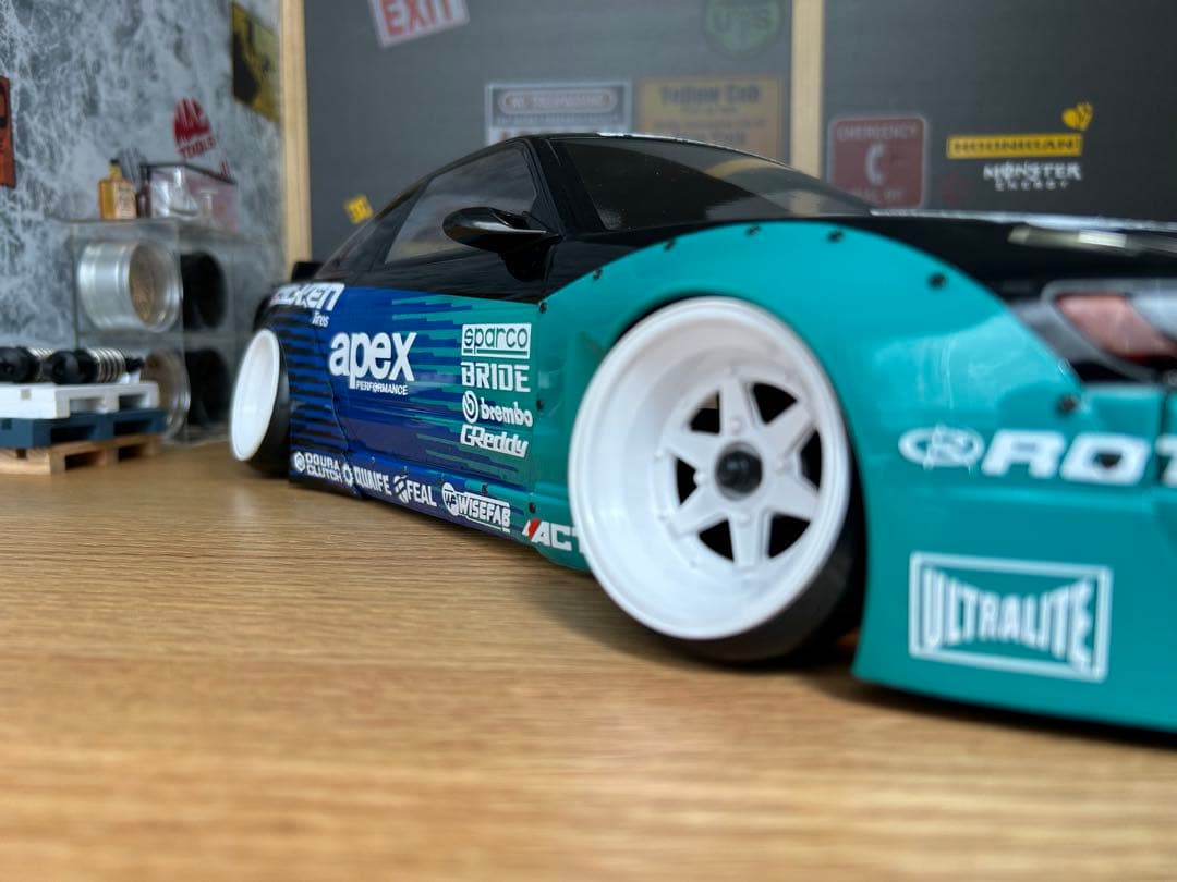 ADDICTION 180SX シルエイティ　ロケットバニー　ラジコンボディ