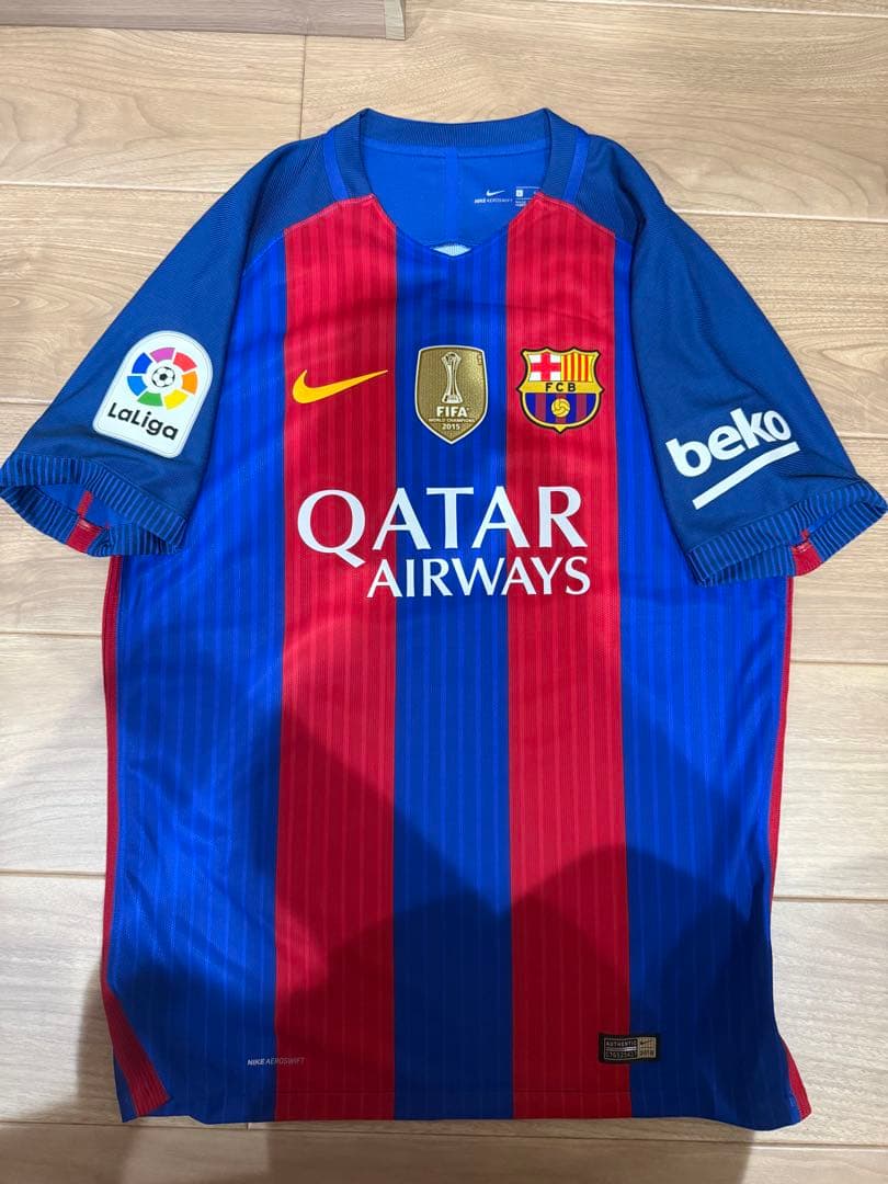 【81様】バルセロナ　16/17オーセンティック　ユニフォーム　メッシ