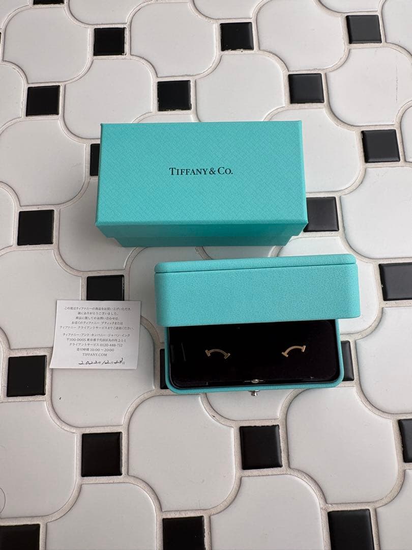 ティファニー　Tスマイル　ピアス