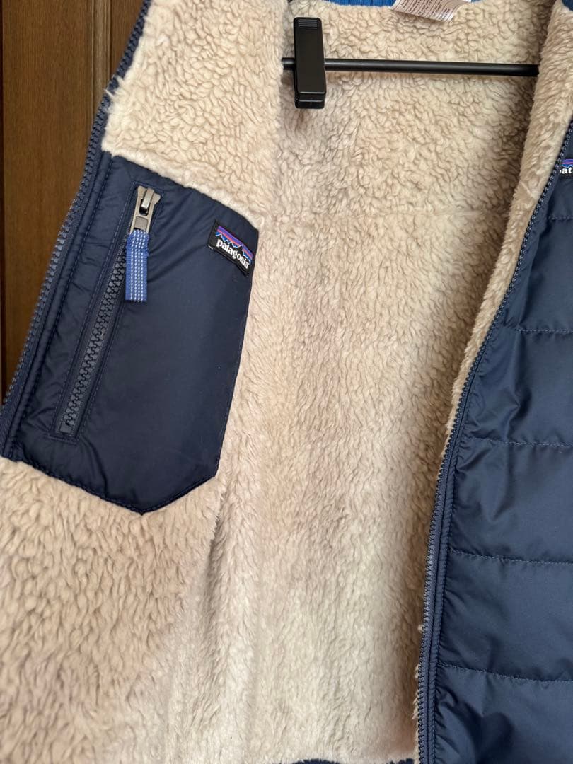 patagonia ネイビー フリースジャケットリバーシブル　フーディ XXL
