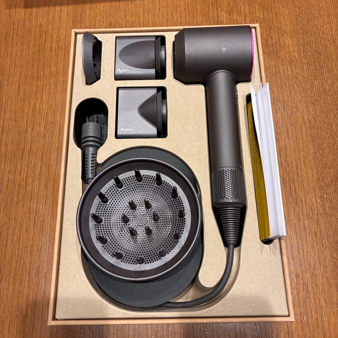 ダイソン Dyson Supersonic ヘアドライヤー HD03 外箱付