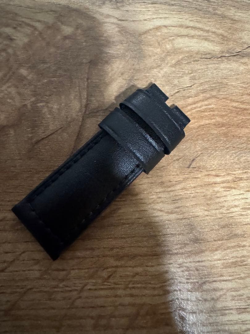 パネライ 44mm用 純正 レザー ストラップ ラグ幅24mm ブラック