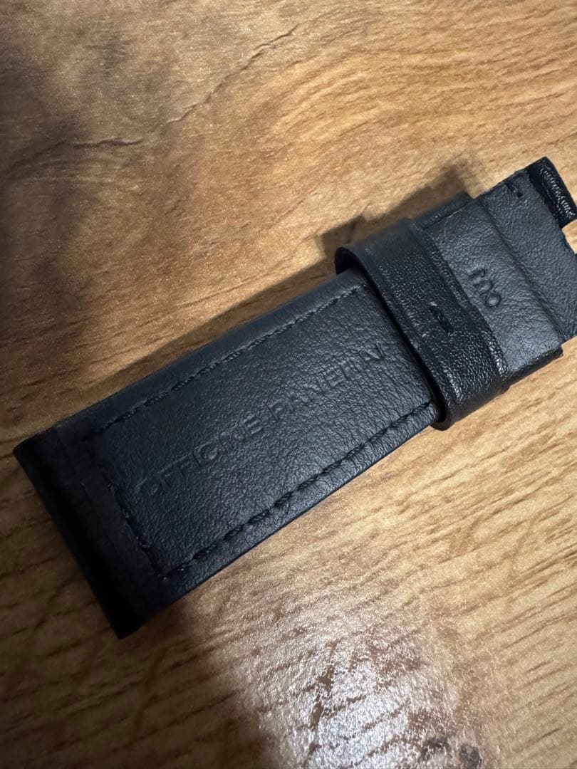 パネライ 44mm用 純正 レザー ストラップ ラグ幅24mm ブラック