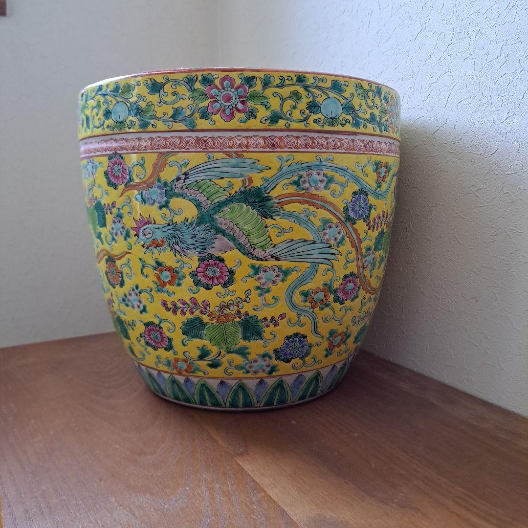 昭和レトロ　伊万里？　火鉢 の出品！