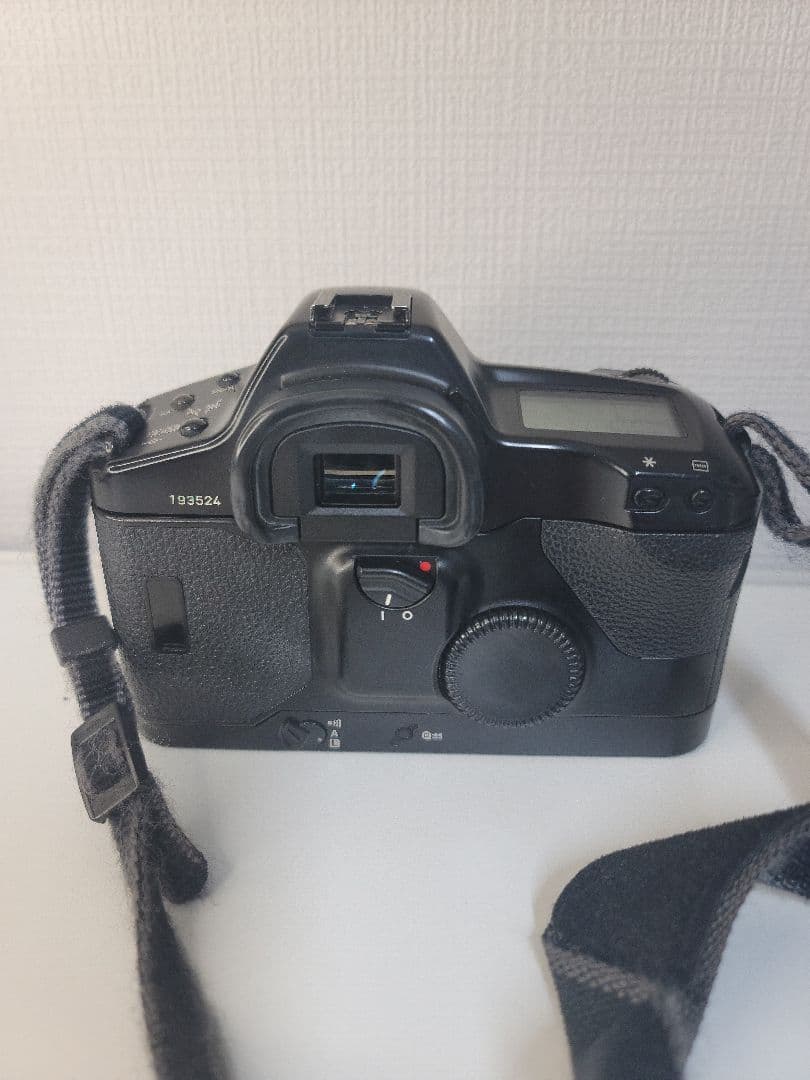 Canon EOS-1 一眼レフカメラ 本体とケース