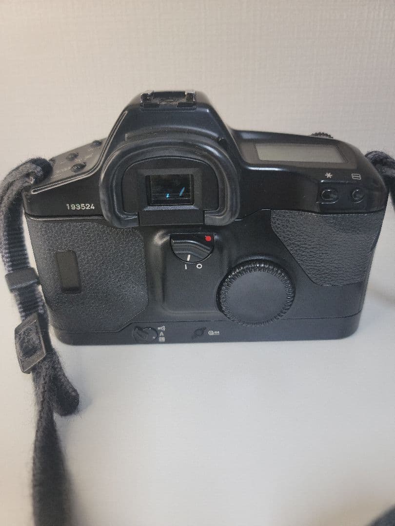 Canon EOS-1 一眼レフカメラ 本体とケース