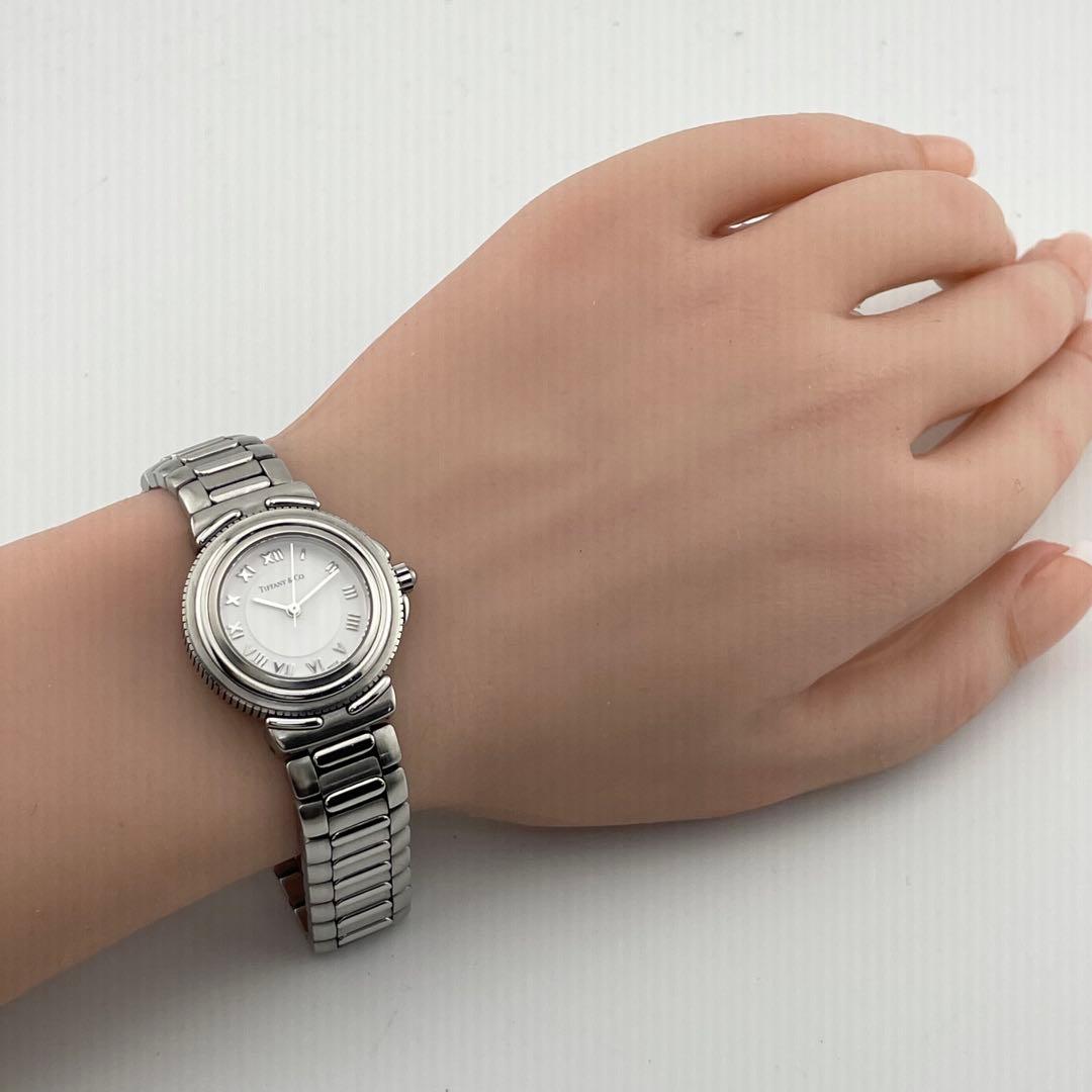 ティファニー　インタリオ　腕時計　ロゴ　ホワイト　ローマン　レディース