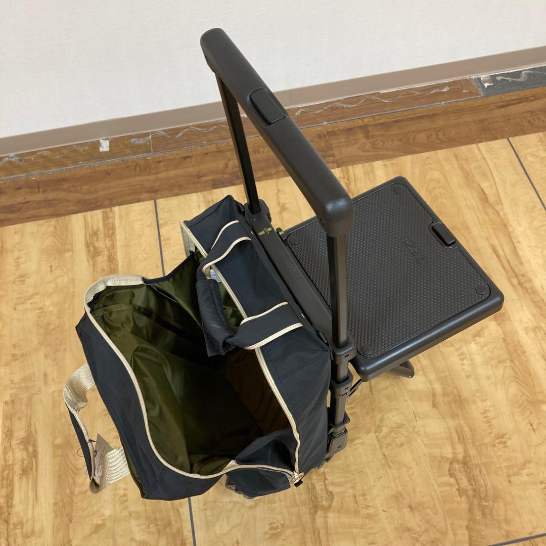 スワニー座面付きキャリーバッグ 折りたたみ式テーブル付きキャリーケース ブラック