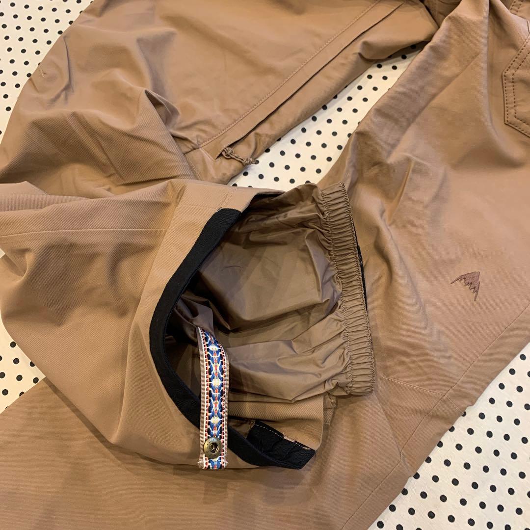 バートン　LIVING LIVING スノーボードウェア　上下　美品