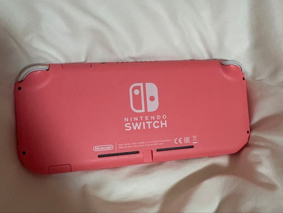 スイッチライト　本体　コーラル