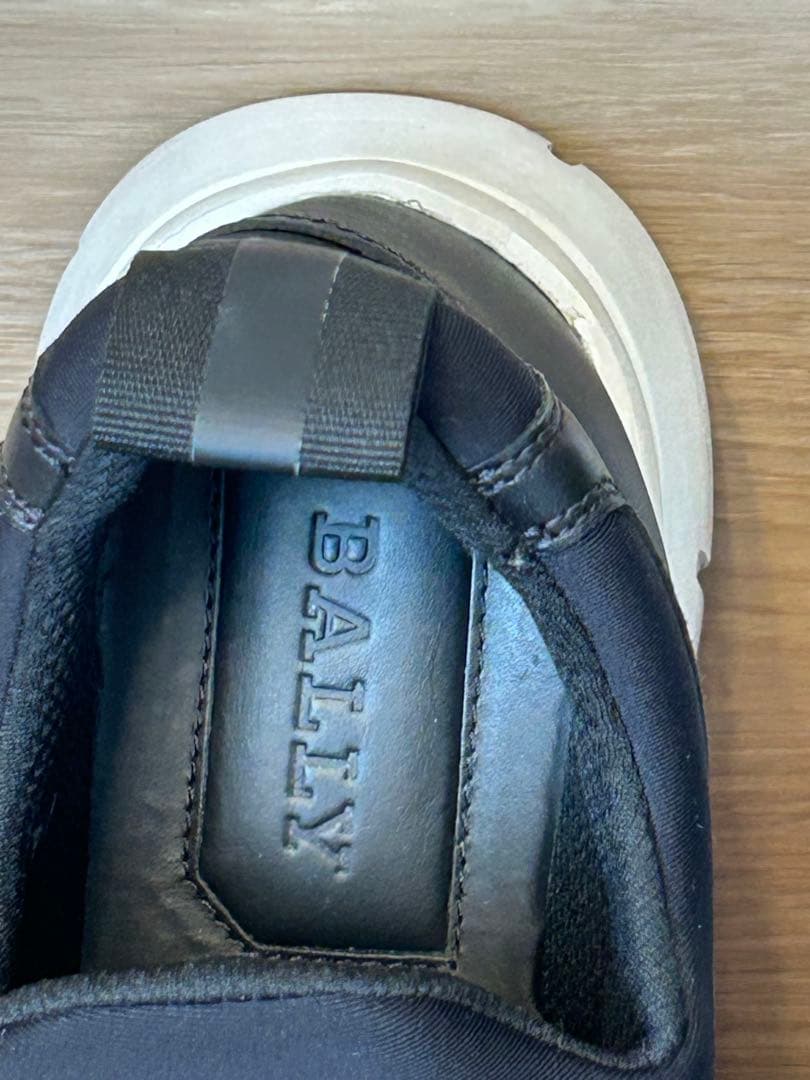 BALLY ビジュ-付きスニーカー　厚底