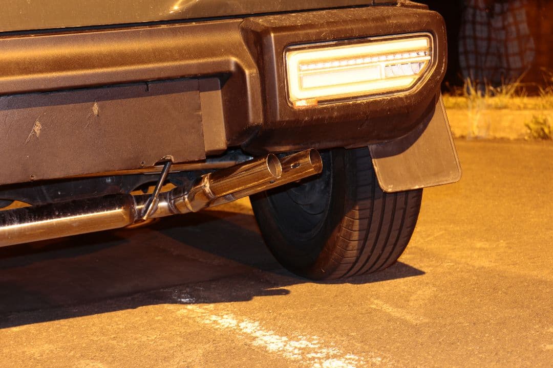 スリーキャッツ　ジムニーシエラ　JB74 マフラー