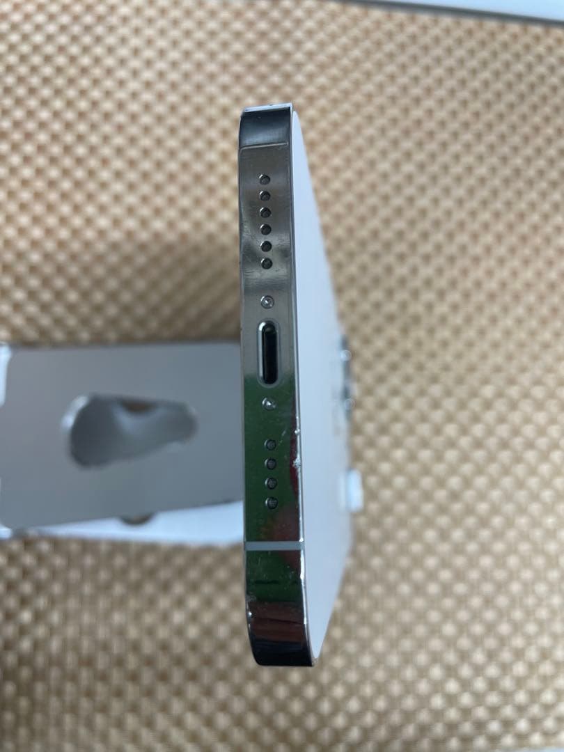 iPhone 12 Pro Ｍax 128GB シルバーSIMフリー【5358】