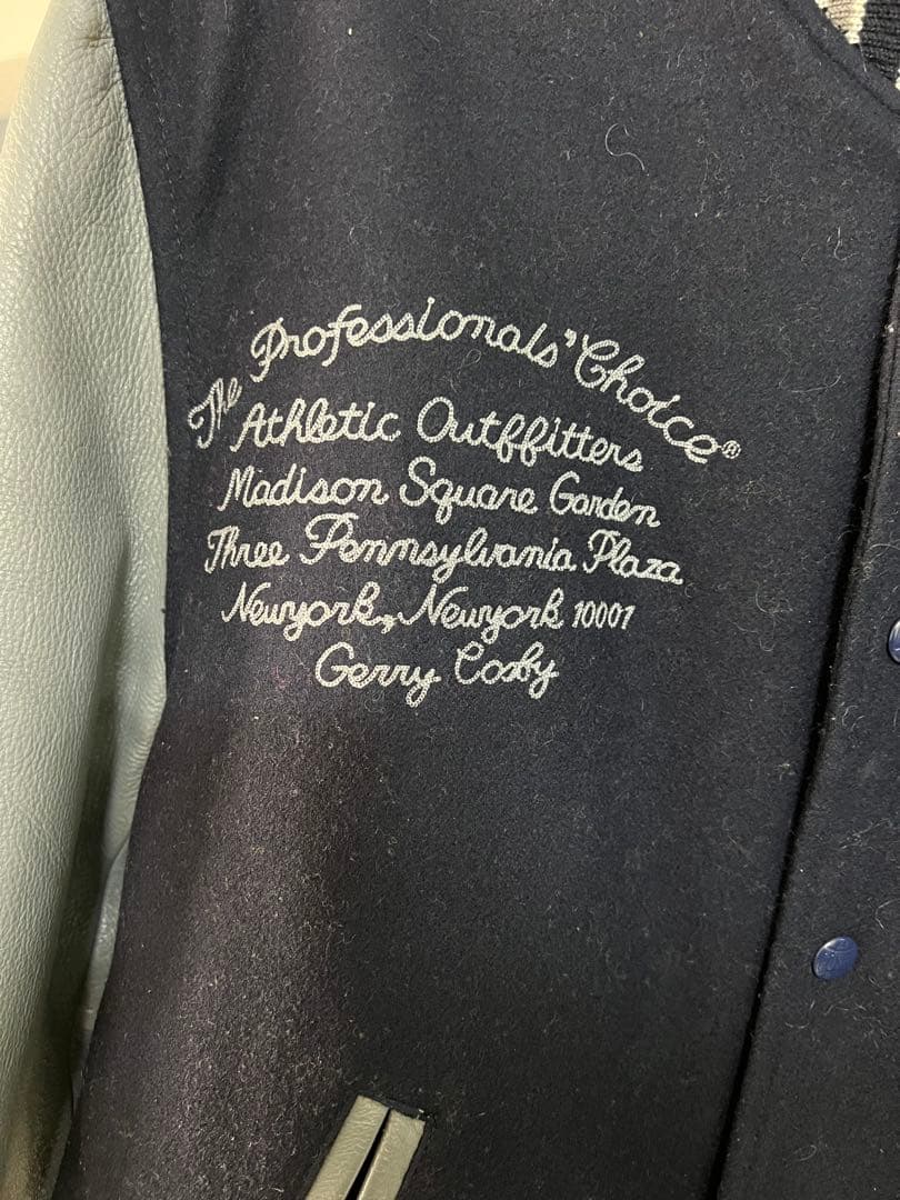 Crosby スタジャン ネイビー/グレー(袖は牛革)