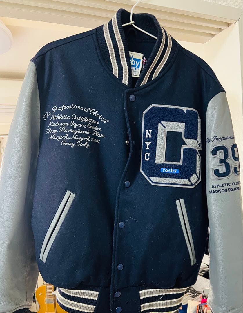 Crosby スタジャン ネイビー/グレー(袖は牛革)