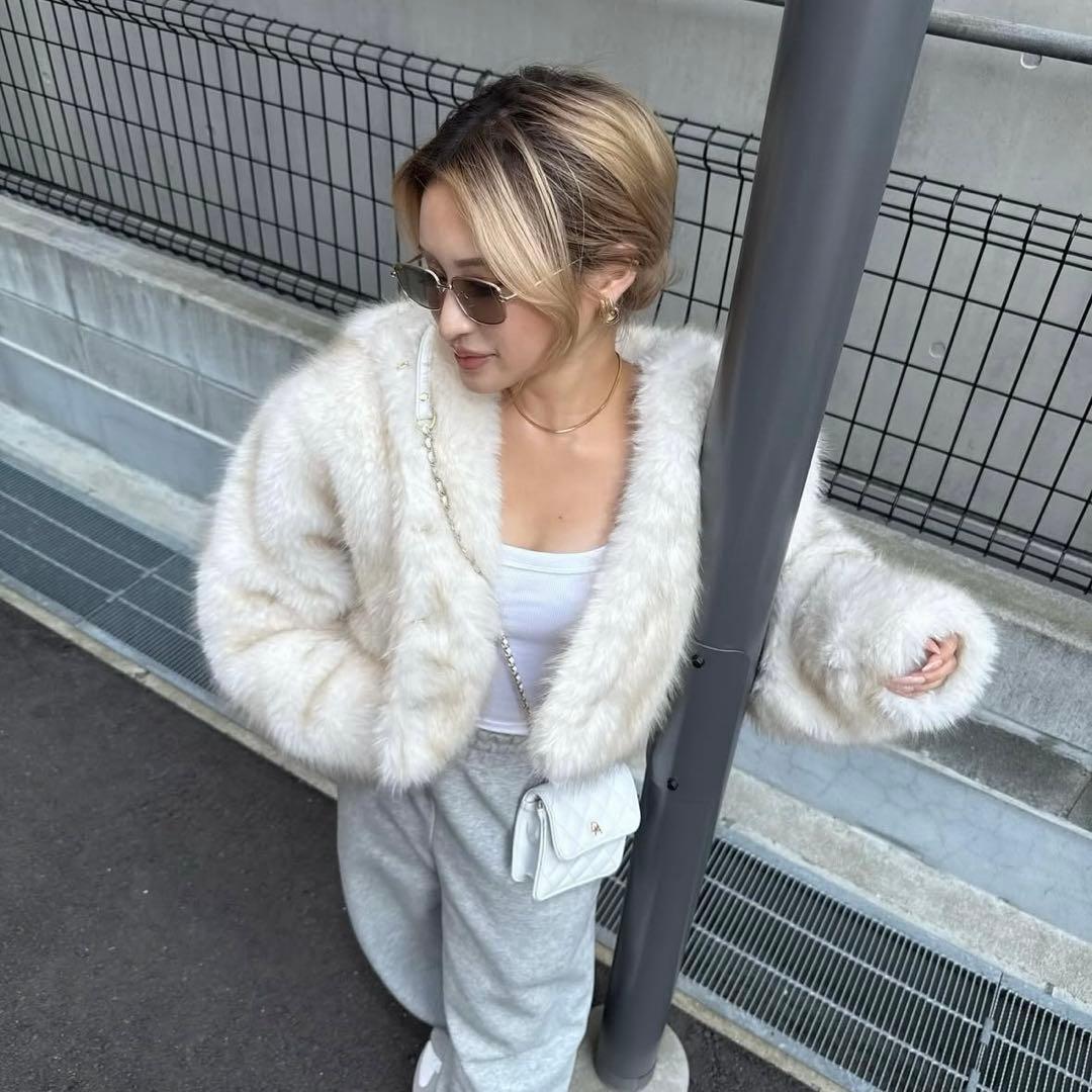 ジャケット・アウター DIANTE PREMIUM ECO FUR HOODIE COAT IVO