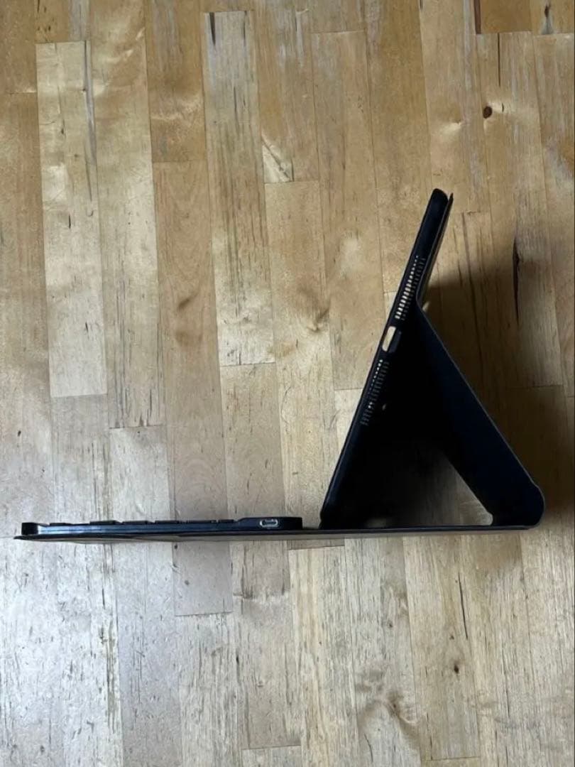 iPad 8世代 (32GB) + Apple Pencil + キーボード