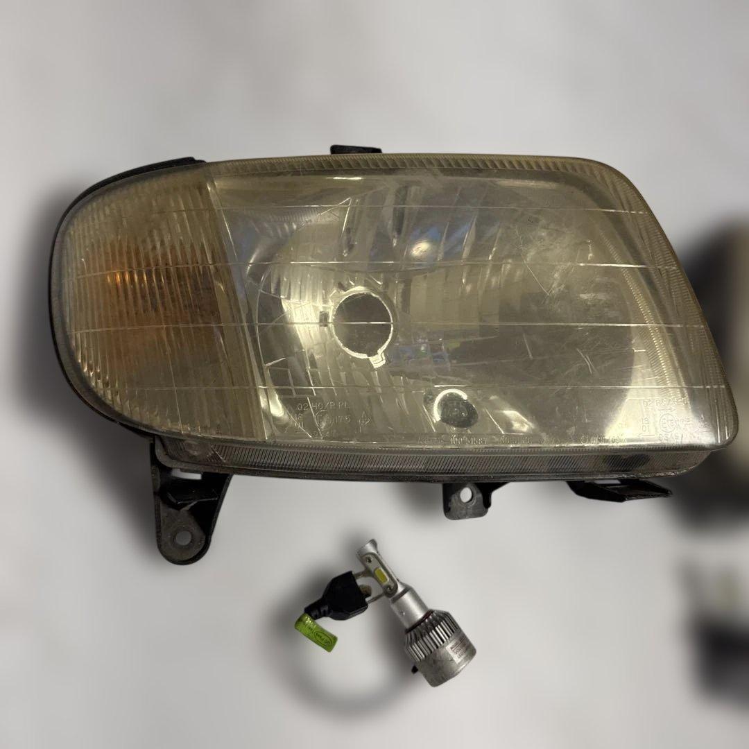 l700 ミラ ヘッドライト 2個セット バルブ付き