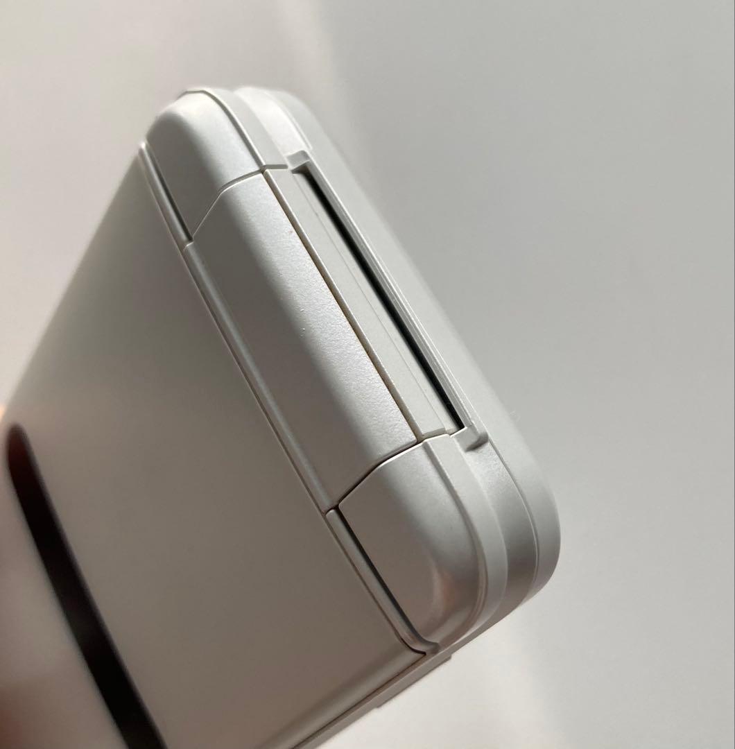 SIMロック済　au GRATIN KYF42 ホワイト利用制限○